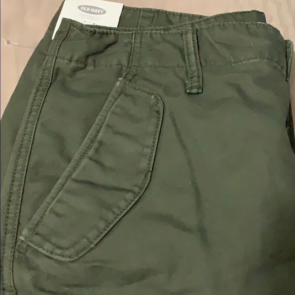 COPY - Old navy cargo pants new size 33x30 olive …